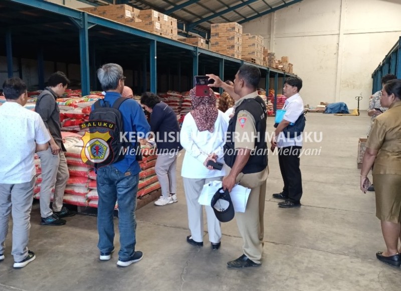 Ditreskrimsus Polda Maluku dan Satgas Pangan Pusat Gelar Monev Stabilitas Harga Retail Sembako di Ambon