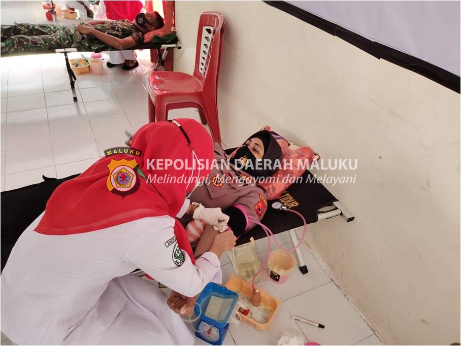 Jelang Hari Bhayangkara Ke-75, Polres Malteng Gelar Bakti Kesehatan Donor Darah