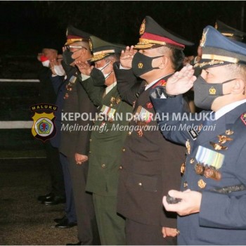 Upacara Renungan Suci HUT Indonesia Ke-76 Diikuti Wakapolda Maluku