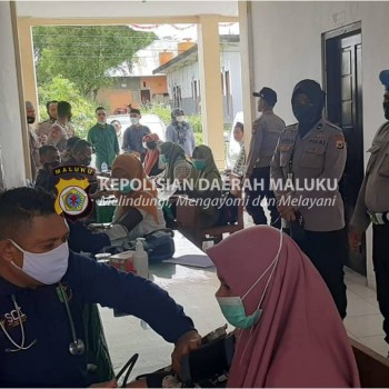 399 Orang Divaksinasi Polda Maluku di Dua Tempat Berbeda