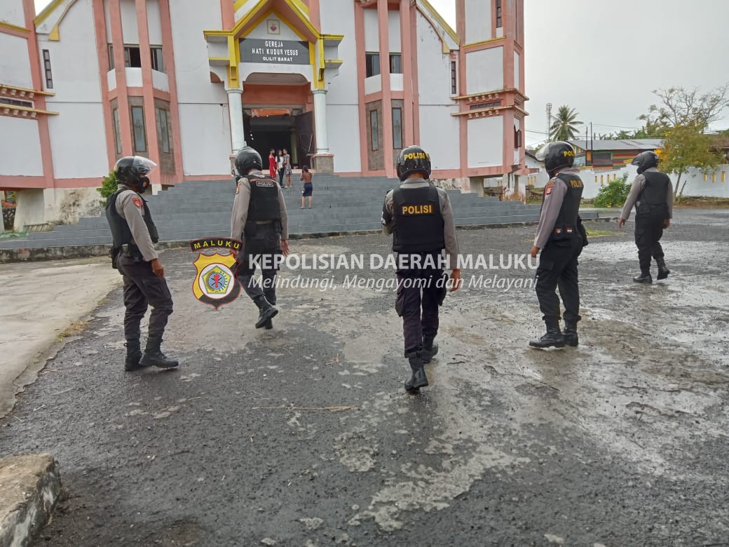 Berikan rasa aman, Sat Samapta Polres Tanimbar Giat Patroli di Gereja Umat Kristen saat Jam Ibadah