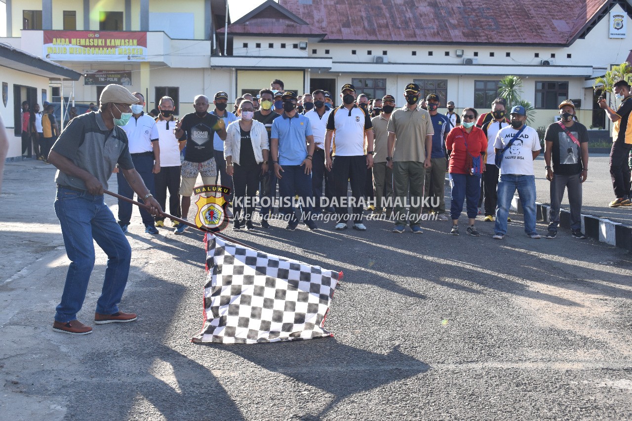 Sambut HUT Humas Polri ke-70 tahun 2021, Polres Tanimbar Gelar Olahraga bersama TNI/Polri dan Awak Media