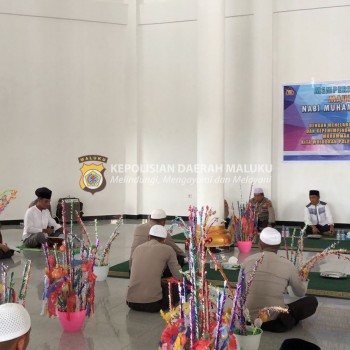 Polres Buru Gelar Peringatan Maulid Nabi Muhammad SAW 1443 H/2021 M