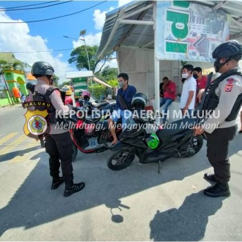 Kompi 4 Batalyon A Pelopor Bersenjata Lenkap Datangi Ojek Pangkalan