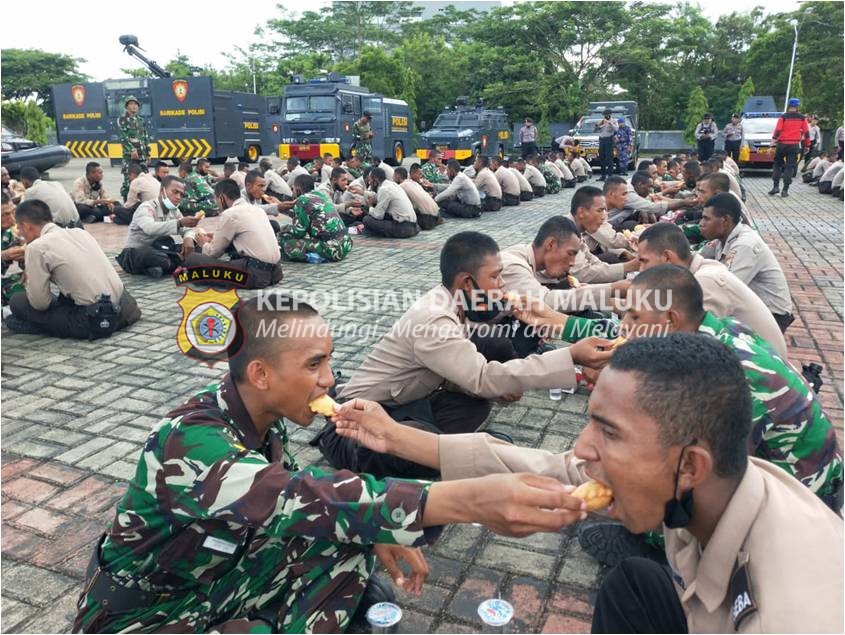 Siswa Diktuba Polda Maluku dan Dikmaba Kodam Pattimura Ikut Wisata Alutsista