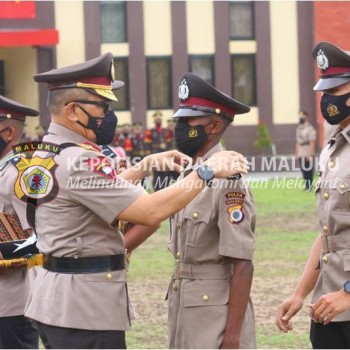 Wakapolda Maluku Lantik 375 Bintara Polri Asal Maluku dan Papua