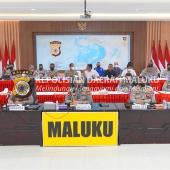 Wakapolda Maluku Ikut Rapat Percepatan Vaksinasi Bersama Irwasum Polri