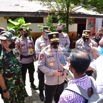 Kapolda Maluku Pantau Vaksinasi Anak Usia 6 Tahun di Ambon