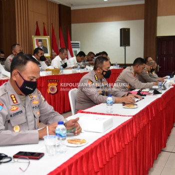 Hari Ini Kapolri Tiba di Ambon Pantau Vaksinasi dan PTM