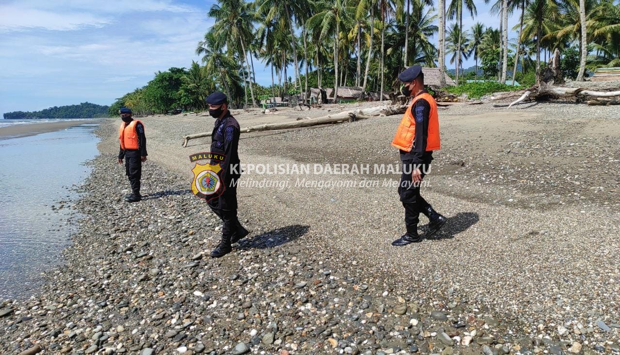 Brimob Maluku Laksanakan Patroli Pencarian dan Pertolongan Antisipasi Cuaca Buruk