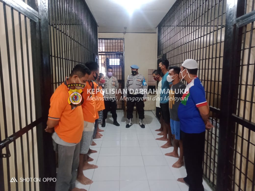 Piket Propam Lakukan Pengecekan Rutin Ruang Tahanan