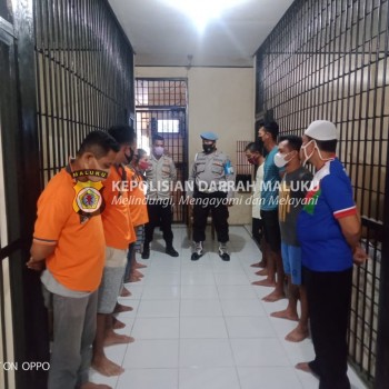 Piket Propam Lakukan Pengecekan Rutin Ruang Tahanan