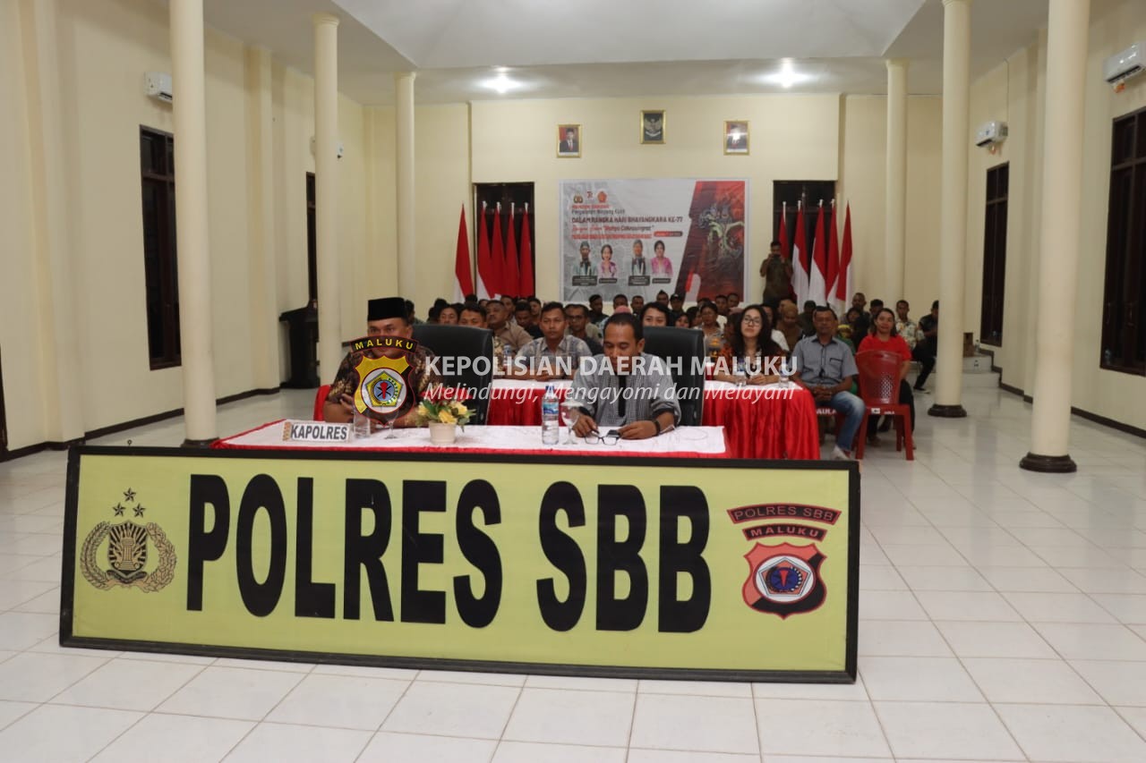 Polres Seram Bagian Barat Laksanakan Nonton Bareng Pagelaran Wayang Kulit