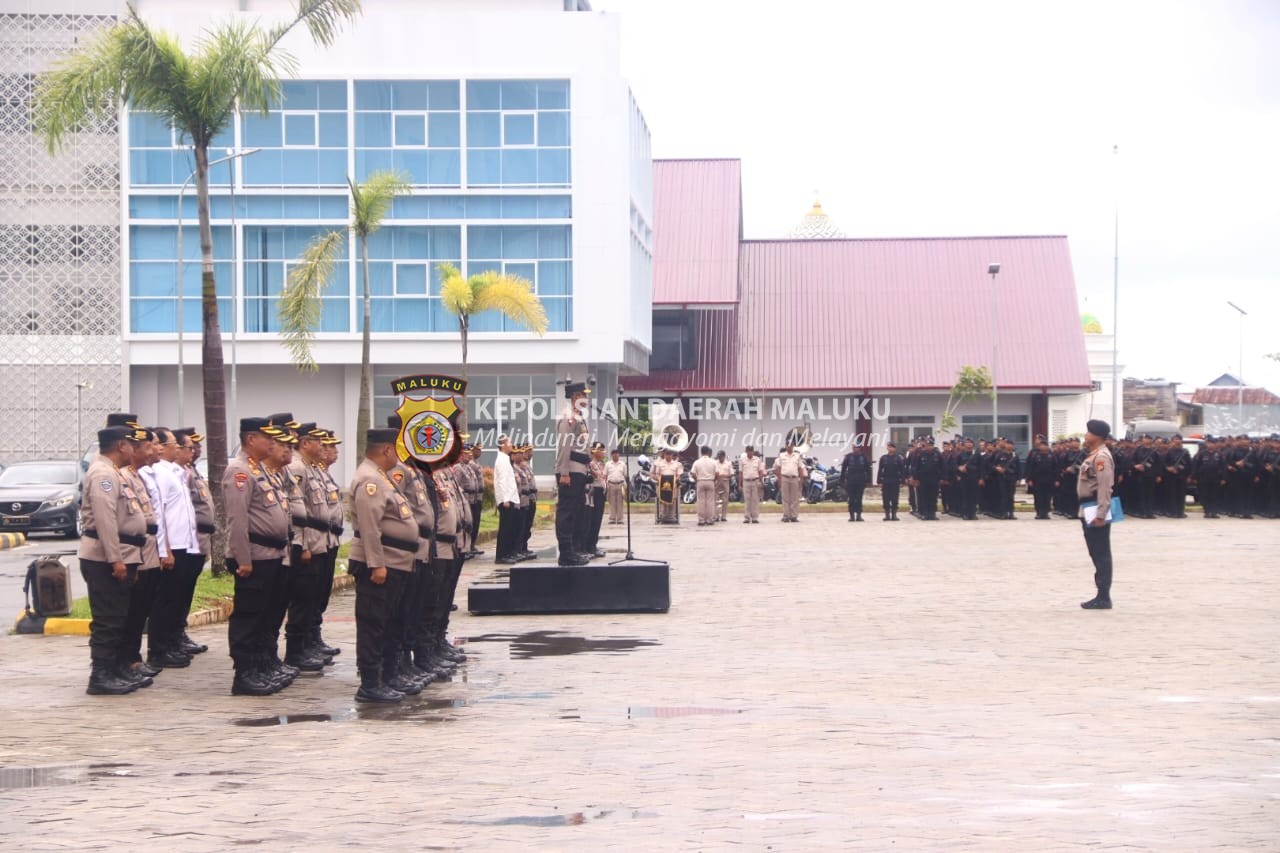 Pimpin Apel Pagi, Wakapolda: Personel Polda Maluku Harus Jadi Pengayom dan Pelindung Masyarakat