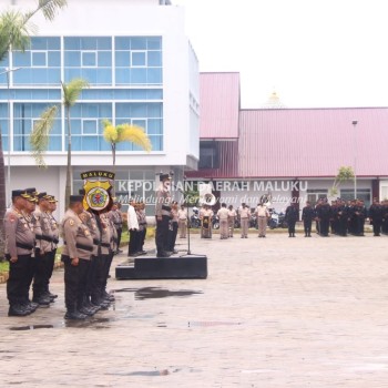 Pimpin Apel Pagi, Wakapolda: Personel Polda Maluku Harus Jadi Pengayom dan Pelindung Masyarakat