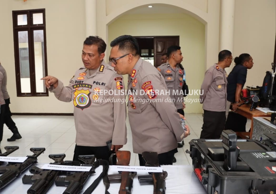 Tim Mabes Polri Periksa Seluruh Peralatan Polres SBB