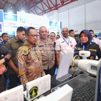 Pameran Indo Security 2023, Polri Raih Juara 1 Kategori Desain Booth Terbaik