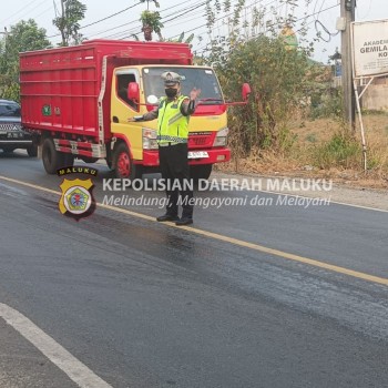 Bantu Anak Warga Mengaji dengan Nyaman, Aipda Yovan, Anggota Satlantas Polres Lampura, Bangun TPA