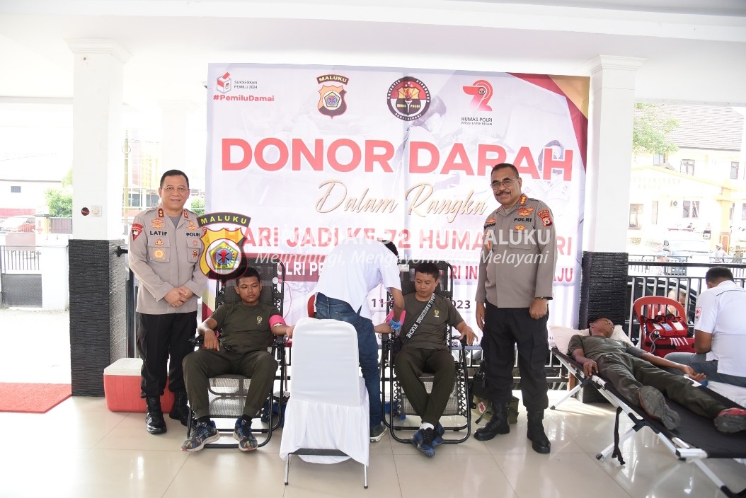 Jelang HUT ke-72, Humas Polda Maluku Gelar Donor Darah