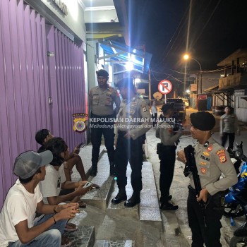 Patroli Malam Hari, Sat Samapta Sasar Titik Rawan Kamtibmas Di Wilayah Kota Dobo.