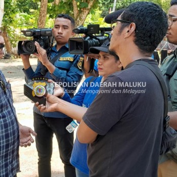 Raja Negeri Allang Apresiasi Kegiatan Sosial yang Digelar AKABRI 90