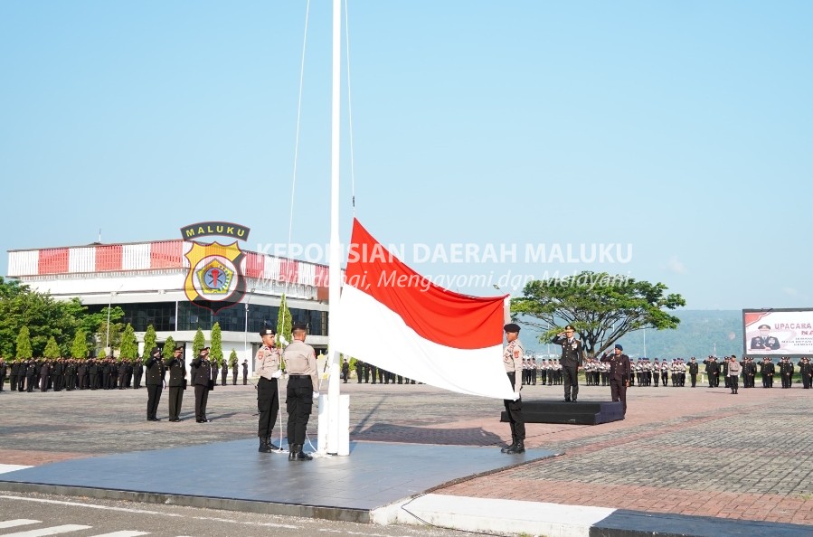 Polda Maluku Gelar Upacara Peringatan Hari Pahlawan