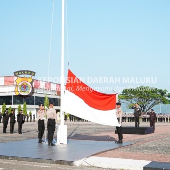 Polda Maluku Gelar Upacara Peringatan Hari Pahlawan