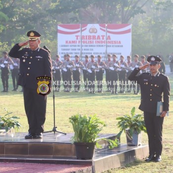 Polres Maluku Barat Daya Gelar Upacara Hari Pahlawan, Tanamkan Semangat Persatuan dan Kesatuan Sebagai Sumber Kekuatan Bangsa.