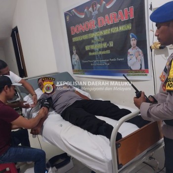 Sat Polairud Polres SBB menggelar kegiatan Bakti Kesehatan Donor Darah dalam rangka Hari Ulang Tahun Polairud ke-73