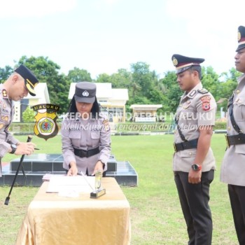 Kapolres Pimpin Sertijab Kasat Narkoba, Kasat Samapta bersama 3 Kapolsek di Lingkungan Polres MBD