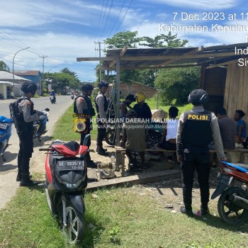 Patroli Dialogis, Berikan Himbauan Kamtibmas Pada Masyarakat Oleh sat Samapta Kepulauan Aru