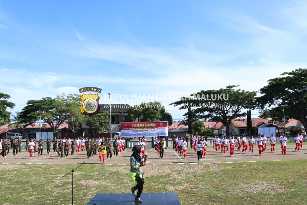 Sinergitas, TNI-Polri di Kabupaten SBT Gelar Olahraga Bersama