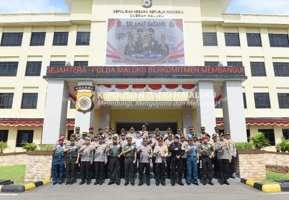 Kunjungan Kerja ke Maluku, Kapolri dan Panglima TNI Resmikan Mapolda dan Plaza Presisi Polda Maluku