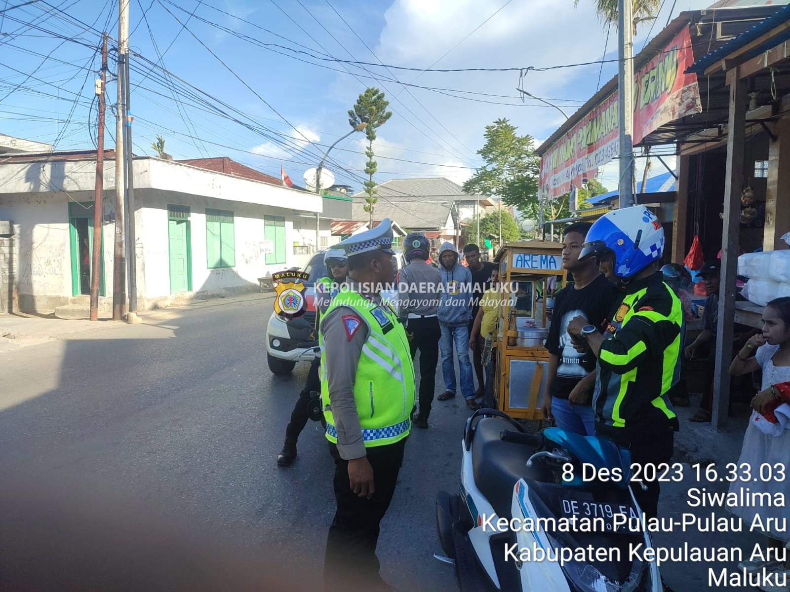 Satlantas polres Kepulauan Aru Laksanakan Teguran Pada pengendara R2.