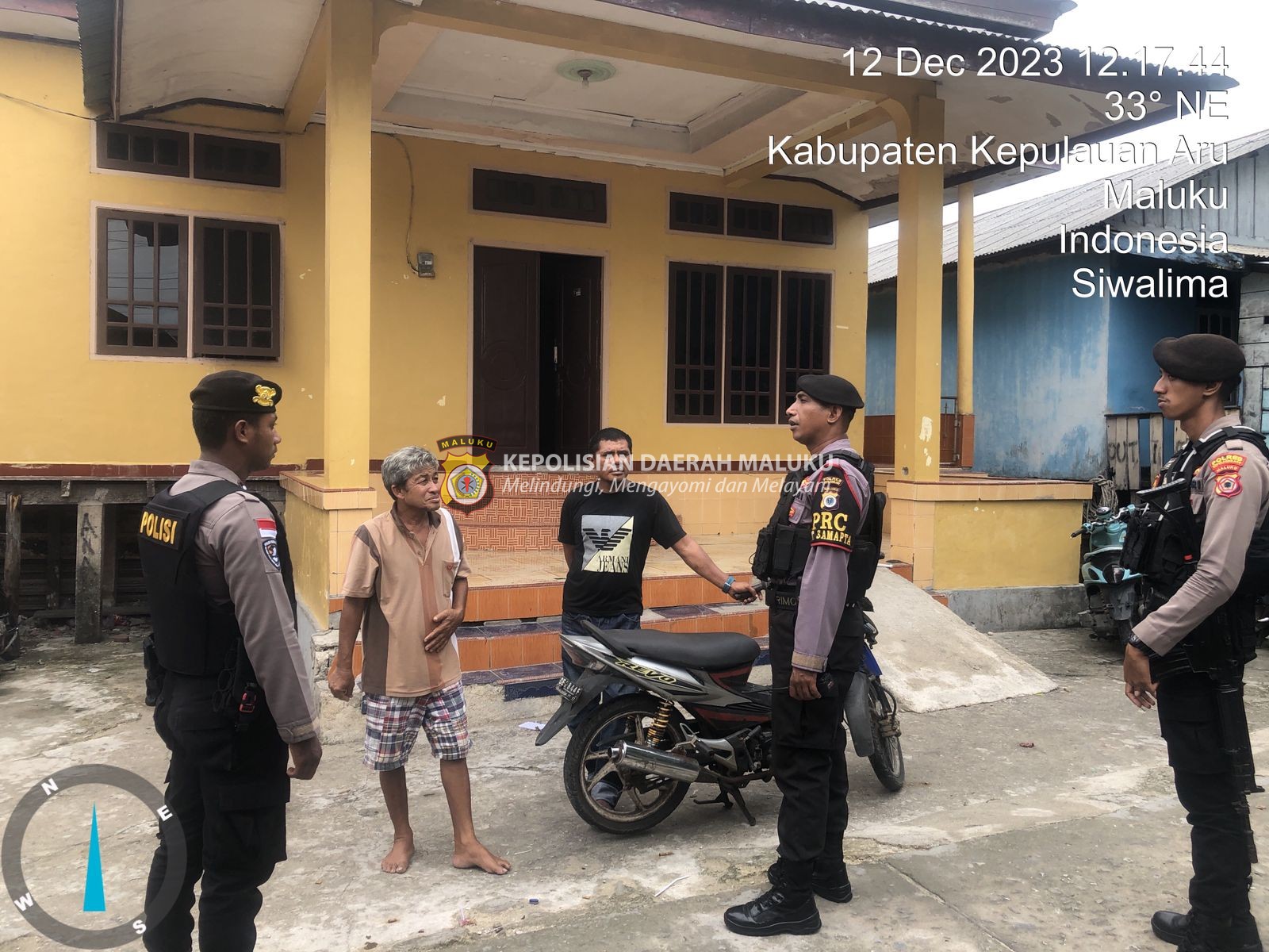 Lewat Patroli Dialogis Sat Samapta Polres Kepulauan Aru Terus Himbauan Kamtibmas Jelang Pemilu 2024.
