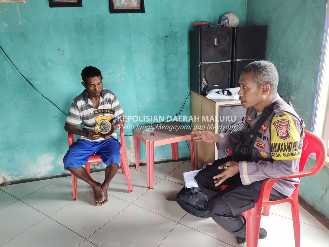 Laksanakan DDS Bhabinkamtibmas Desa Namara Sampaikan Himbauan.