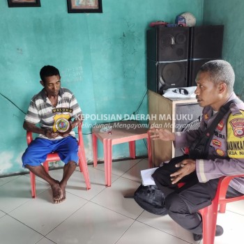 Laksanakan DDS Bhabinkamtibmas Desa Namara Sampaikan Himbauan.