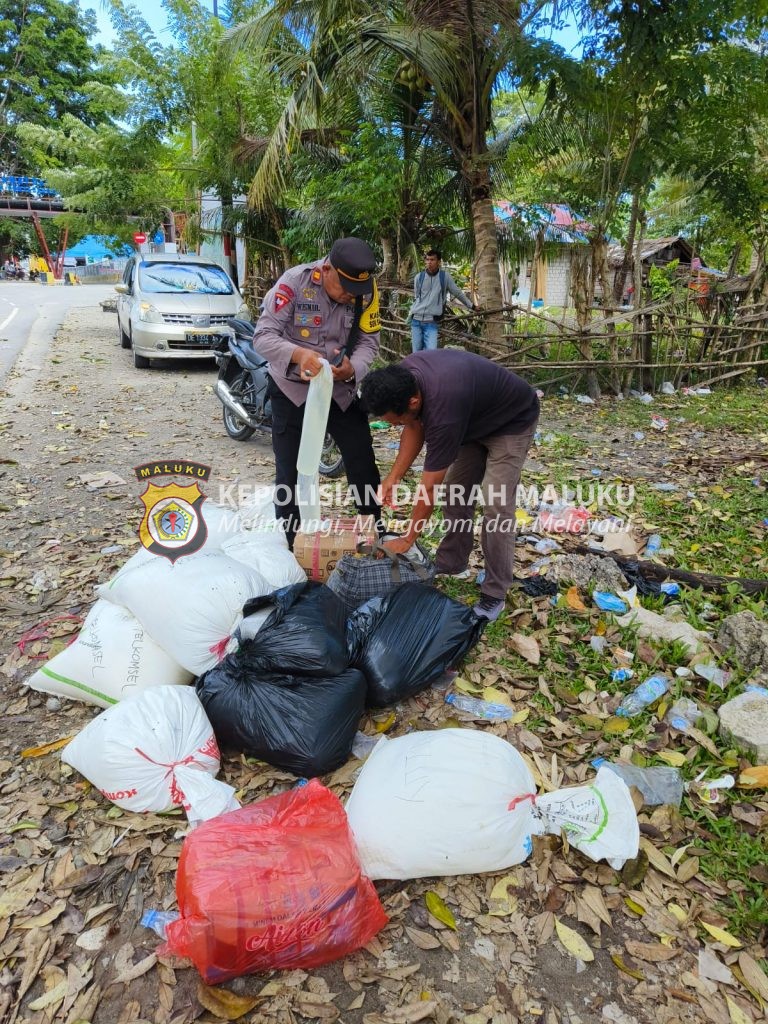 Polsek Salahutu Mengamankan 1200 Liter Miras Jenis Sopi Hasil Razia Di Dermaga Fery Hunimua