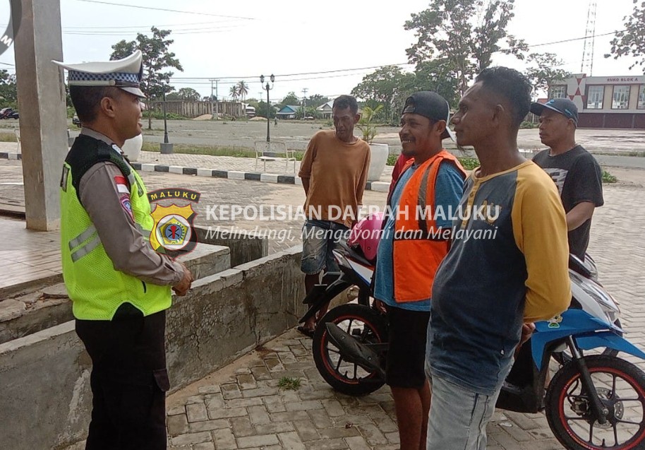 Satuan Lantas Polres MBD Mengedukasi Warga Utamakan Kepatuhan dan Disiplin Dalam Berlalu Lintas