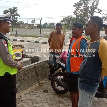 Satuan Lantas Polres MBD Mengedukasi Warga Utamakan Kepatuhan dan Disiplin Dalam Berlalu Lintas