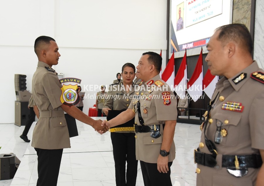 Pimpin Yudisium Siswa Diktuba Polri, Ini Pesan Kapolda Maluku