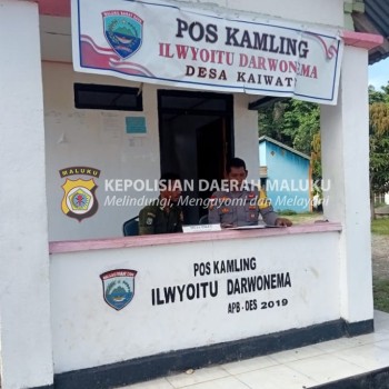 Bhabinkamtibmas Lakukan Kegiatan Pembinaan Satkamling Sebagai Upaya Penguatan Potensi Masyarakat Jelang Pemilu 2024