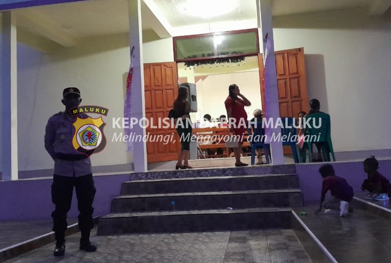 Personel Polres MBD Gelar Pengamanan Ibadah, Pastikan Operasi Lilin Salawaku 2023 Berjalan Dengan Baik dan Aman