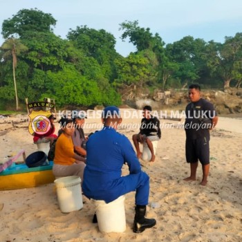 Sambang Kamtibmas, Sat Polairud Polres MBD Himbau Warga Utamakan Keamanan dan Keselamatan Dalam Pelayaran