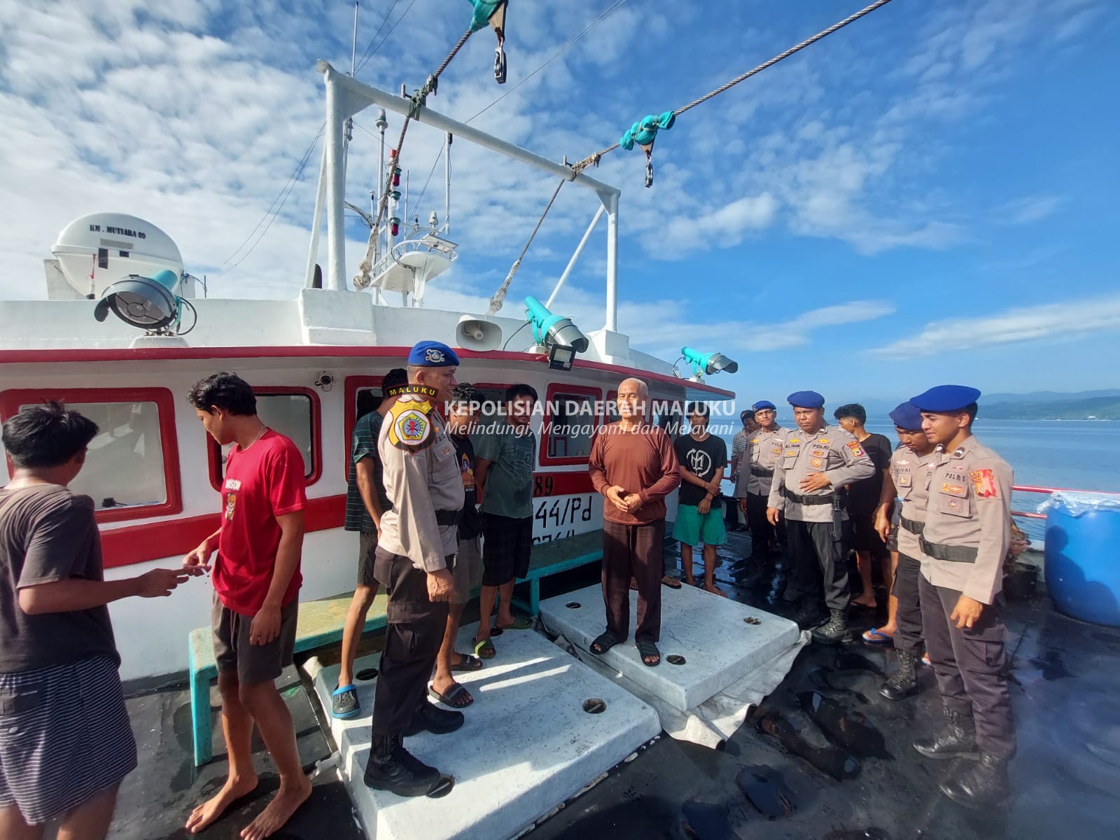 Ajak Jaga Kamtibmas, Polairud Polda Maluku Sambangi Masyarakat Pesisir