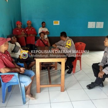 Satuan Binmas Polres MBD Gelar Jumat Curhat, Jadikan Aspirasi Warga Sebagai Acuan Peningkatan Kualitas Pelayanan Polri