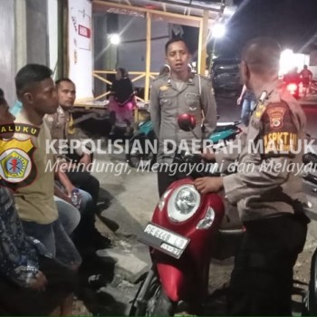 Patroli Malam Polsek Sirimau Cegah Gangguan Kamtibmas dan Berikan Himbauan Kamtibmas Jelang Malam Pergantian Tahun