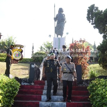 Kapolda Ajak Generasi Muda Maluku Tiru Semangat Perjuangan Pahlawan Martha Christina Tijahahu