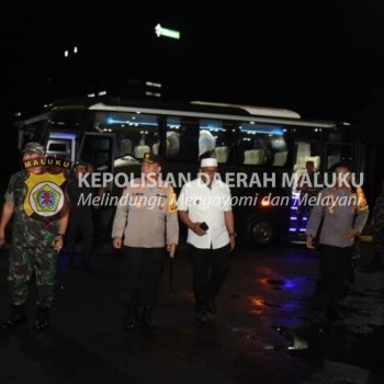 Pantau Malam Ganti Tahun, Kapolda dan Forkopimda Maluku Gelar Patroli Bersama