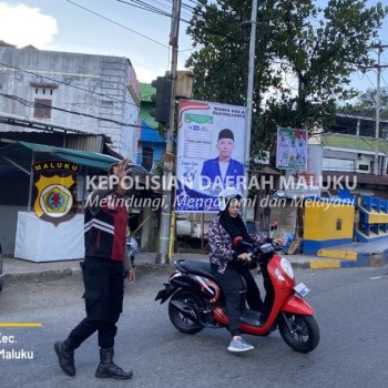 Samapta Polresta Ambon turun Laksanakan Pengaturan Pagi